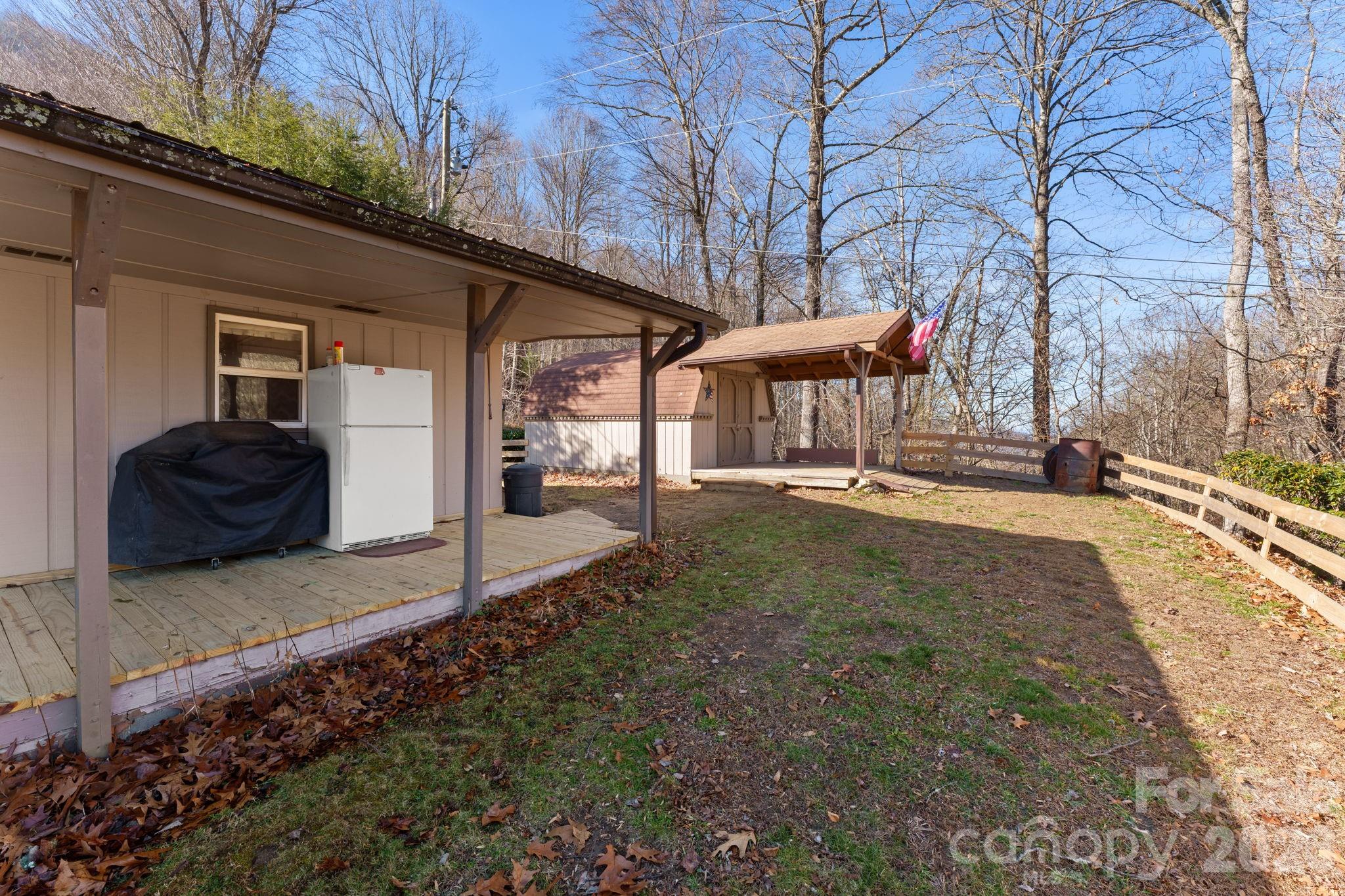 82 Brendle Road Bryson City, NC 28713 - Photo 21 of 34
