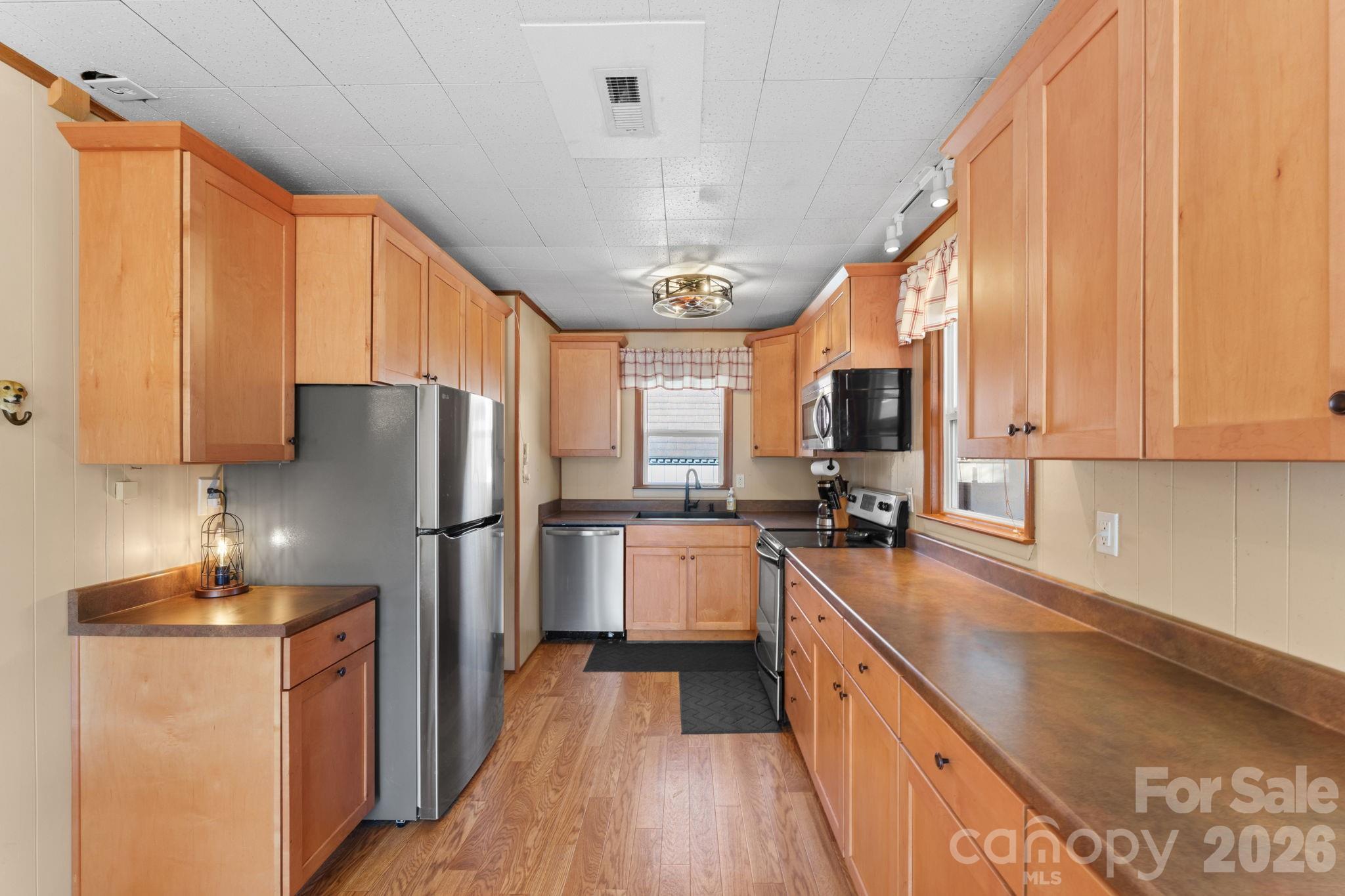 82 Brendle Road Bryson City, NC 28713 - Photo 7 of 34