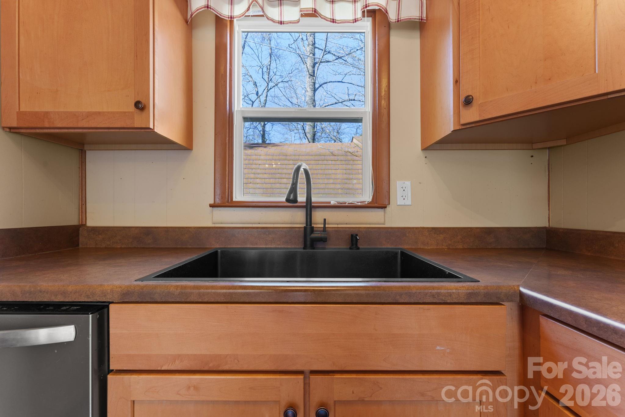 82 Brendle Road Bryson City, NC 28713 - Photo 8 of 34