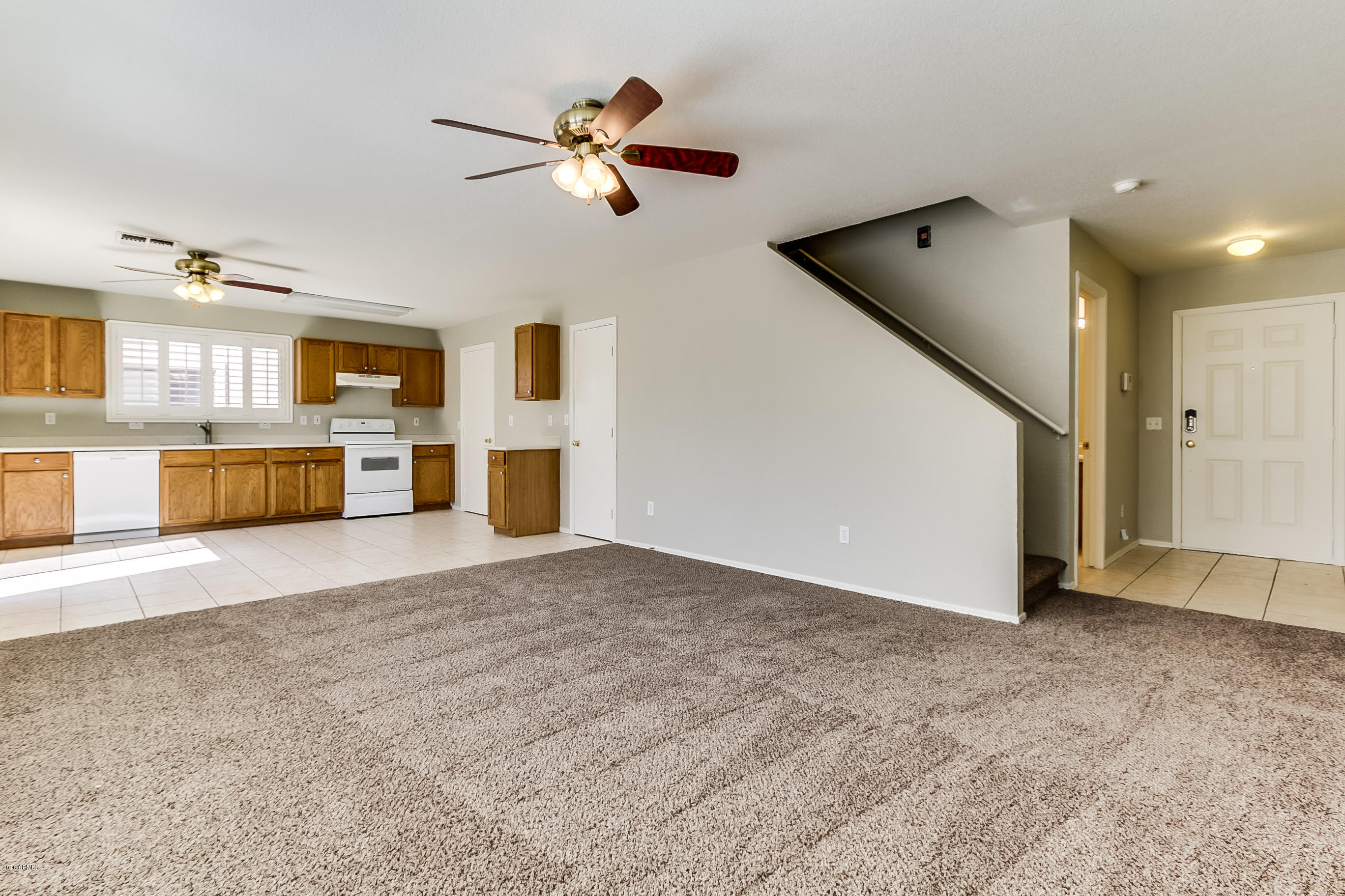 3356 South Bowman Road Apache Junction, AZ 85119 - Photo 4 of 22 Bowman - 008