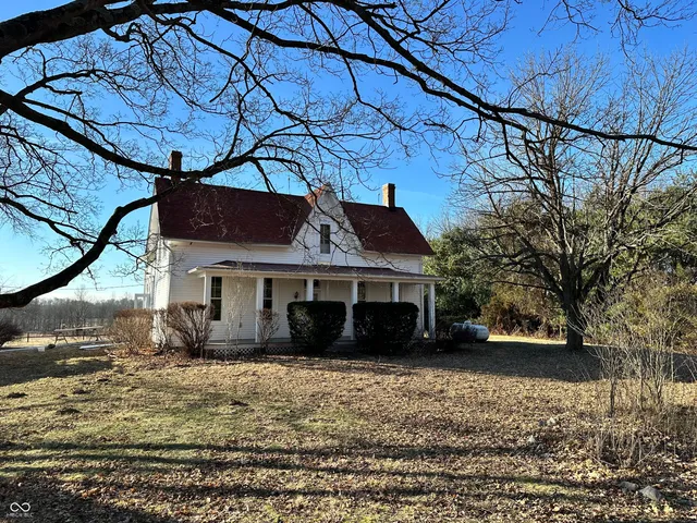 $1,300 | 7986 East Co Road 975 South, Cloverdale, IN 46120