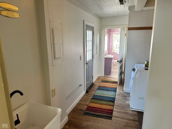 $1,300 | 7986 East Co Road 975 South, Cloverdale, IN 46120
