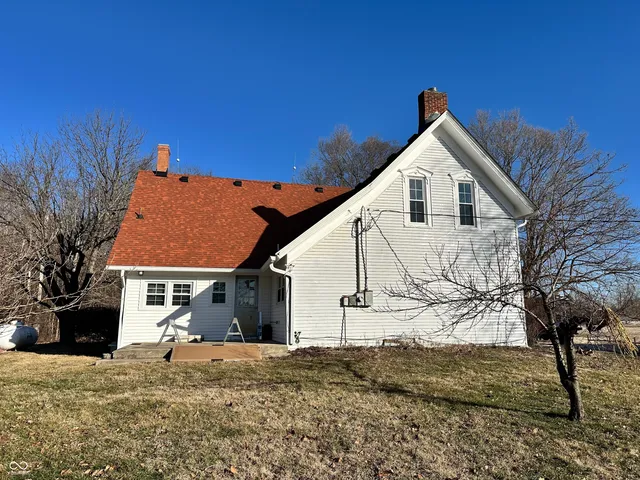 $1,300 | 7986 East Co Road 975 South, Cloverdale, IN 46120