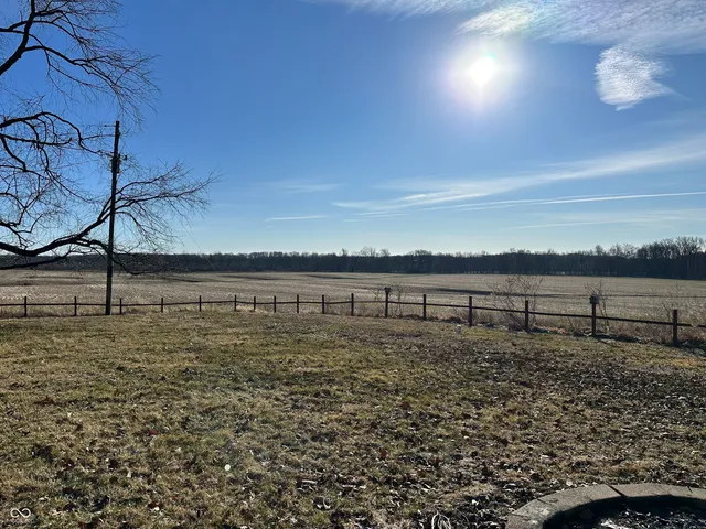 $1,300 | 7986 East Co Road 975 South, Cloverdale, IN 46120