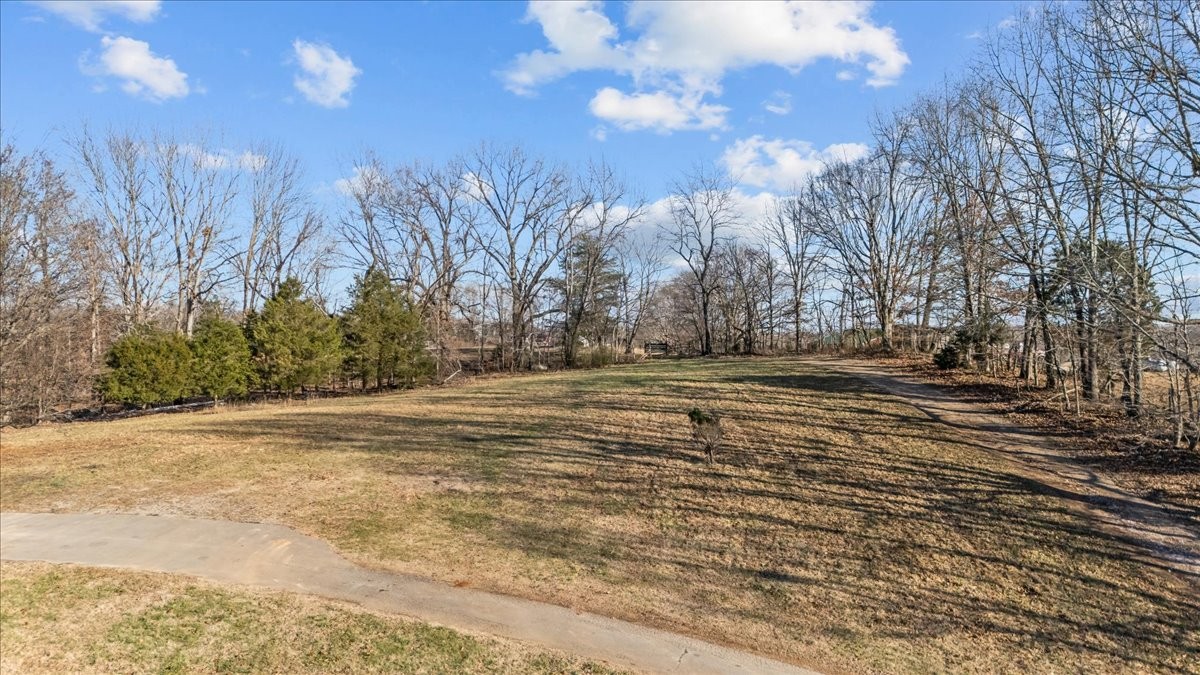 1368 Collins Road Vanleer, TN 37181 - Photo 31 of 43 Gallery Image 31