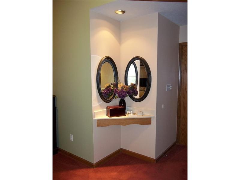 838 Sable Ridge Drive Greenwood, IN 46142 - Photo 17 of 24 Gallery Image 17