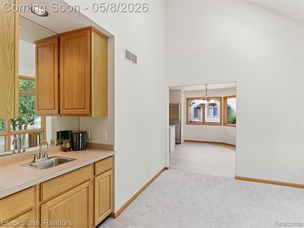 6512 White Lake Road Clarkston, MI 48346 - Photo 15 of 69