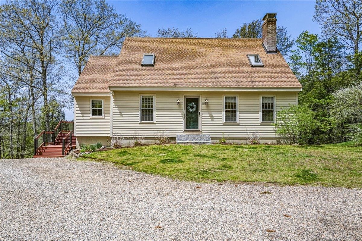 35 Haynes Road Deerfield, NH 03037 - Photo 1 of 50