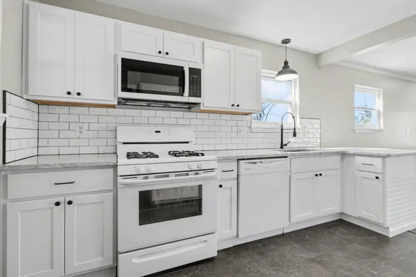 $210,000 | 7855 Weddel Street, Taylor, MI 48180