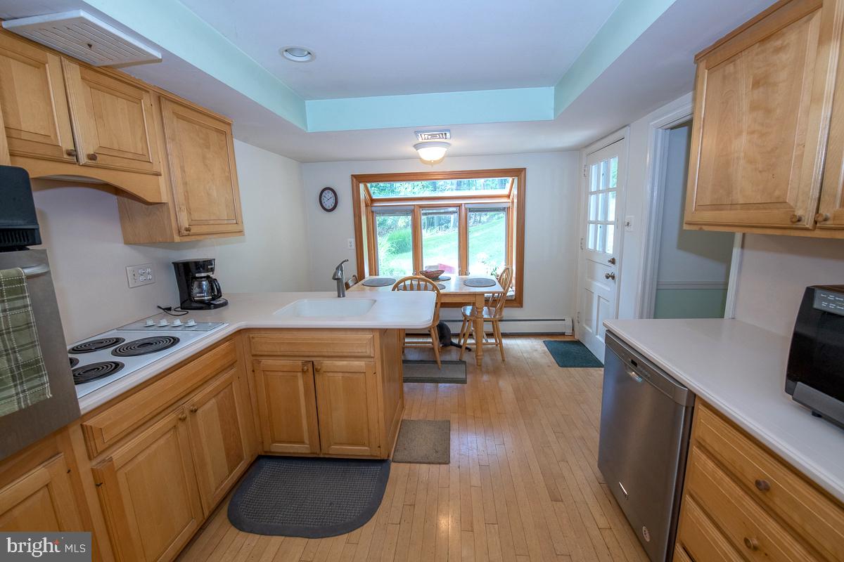 686 Vassar Road Wayne, PA 19087 - Photo 13 of 41