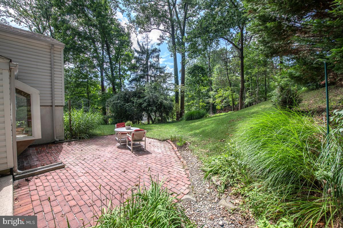 686 Vassar Road Wayne, PA 19087 - Photo 37 of 41