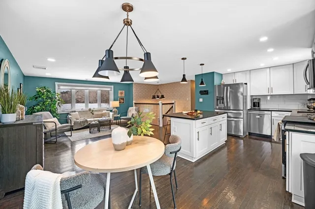 $649,900 | 54 Methuen Road, Dracut, MA 01826