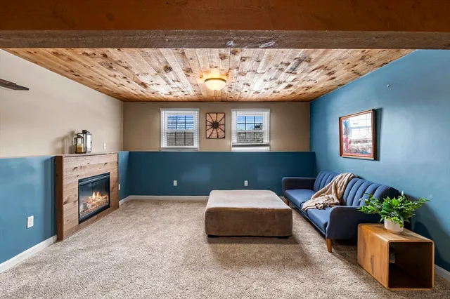 $649,900 | 54 Methuen Road, Dracut, MA 01826