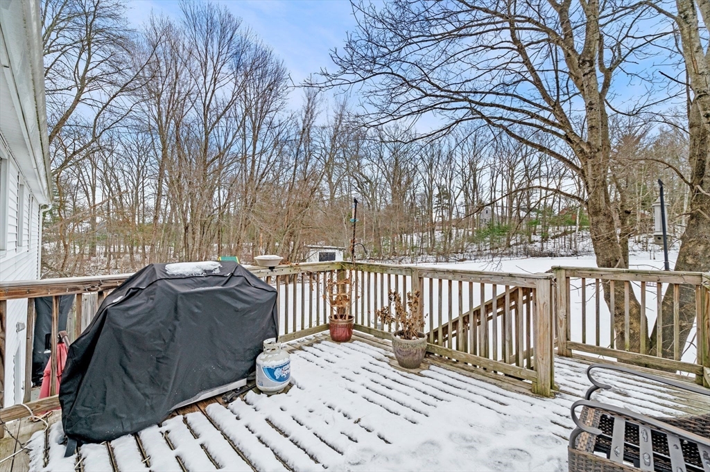 54 Methuen Road Dracut, MA 01826 - Photo 35 of 41