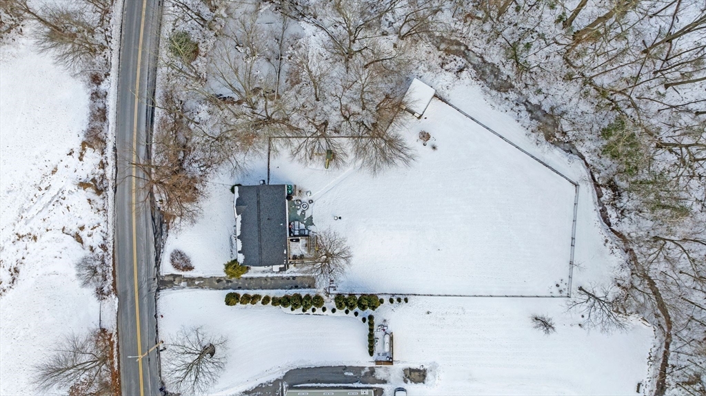 54 Methuen Road Dracut, MA 01826 - Photo 38 of 41