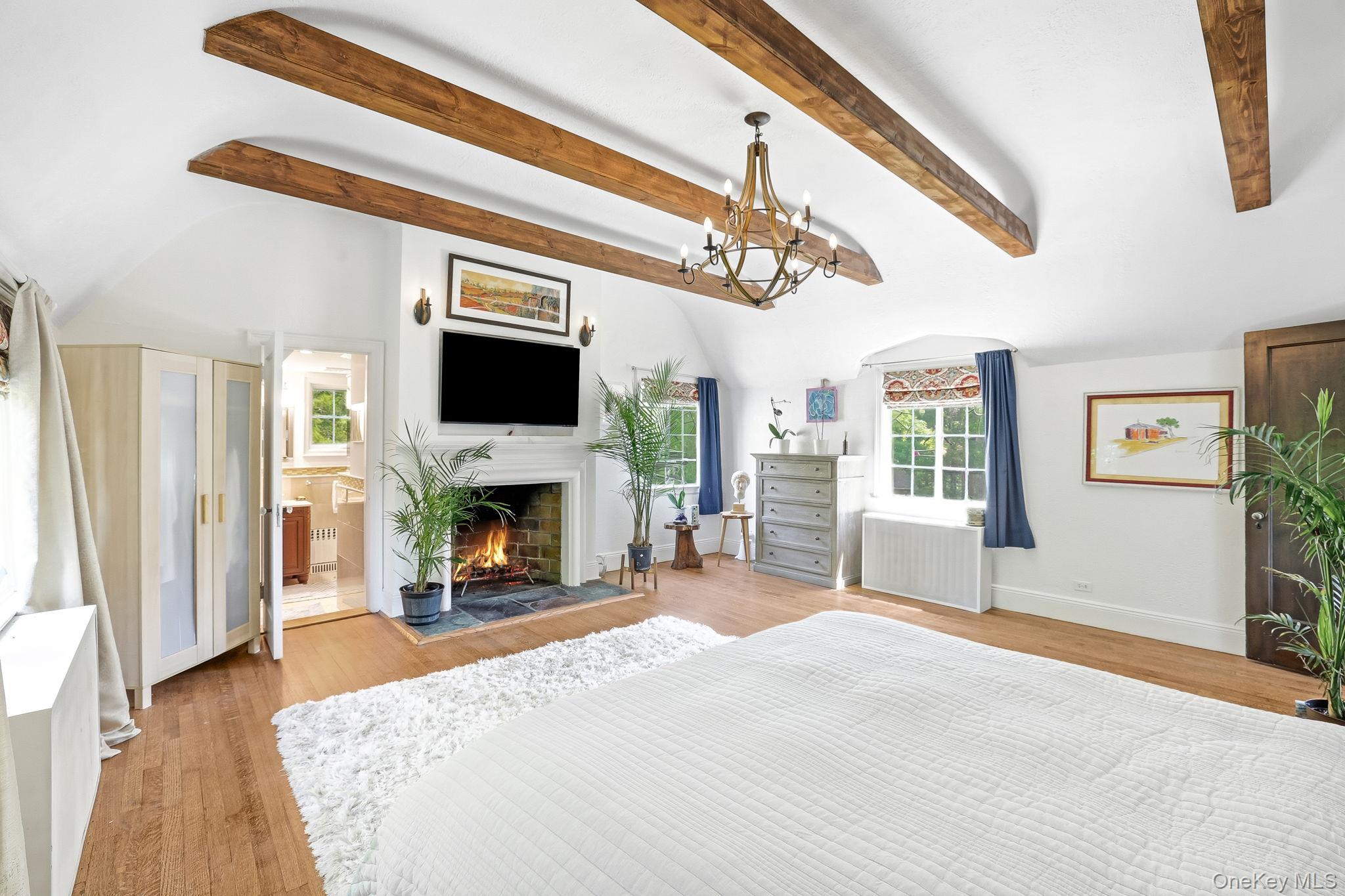 14 Overhill Road New Rochelle, NY 10804 - Photo 26 of 54