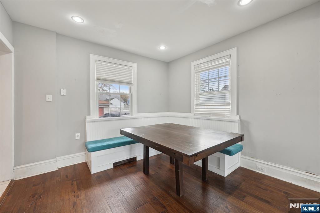 48 Marinus Street Rochelle Park, NJ 07662 - Photo 8 of 42