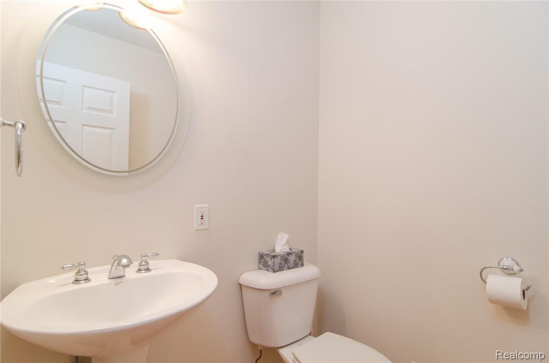6690 West Hayner Road Fowlerville, MI 48836 - Photo 21 of 42 GRU_2749.jpg