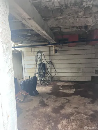 a view of a garage
