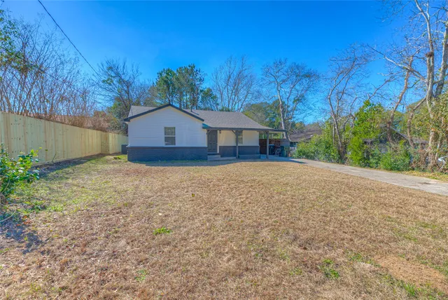 $1,295 | 709 Pine Street, Woodville, TX 75979