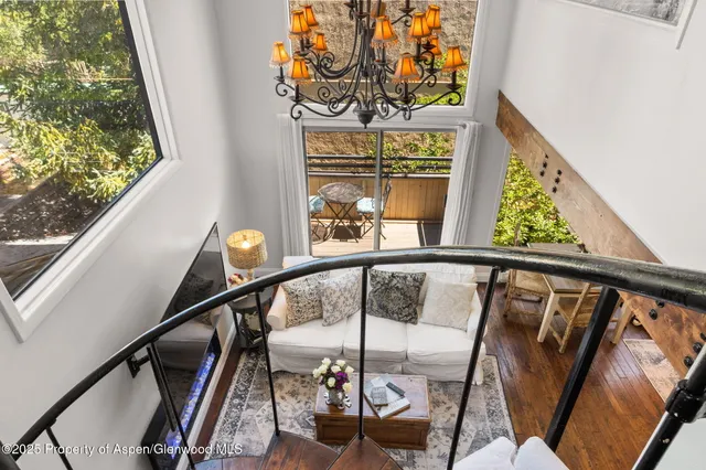 a view of an entryway