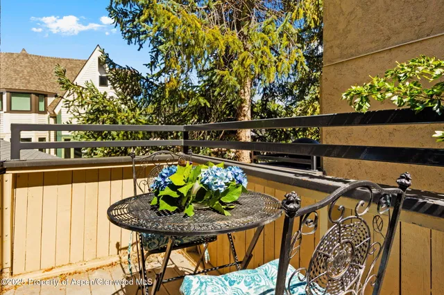 a outdoor view with a sitting space