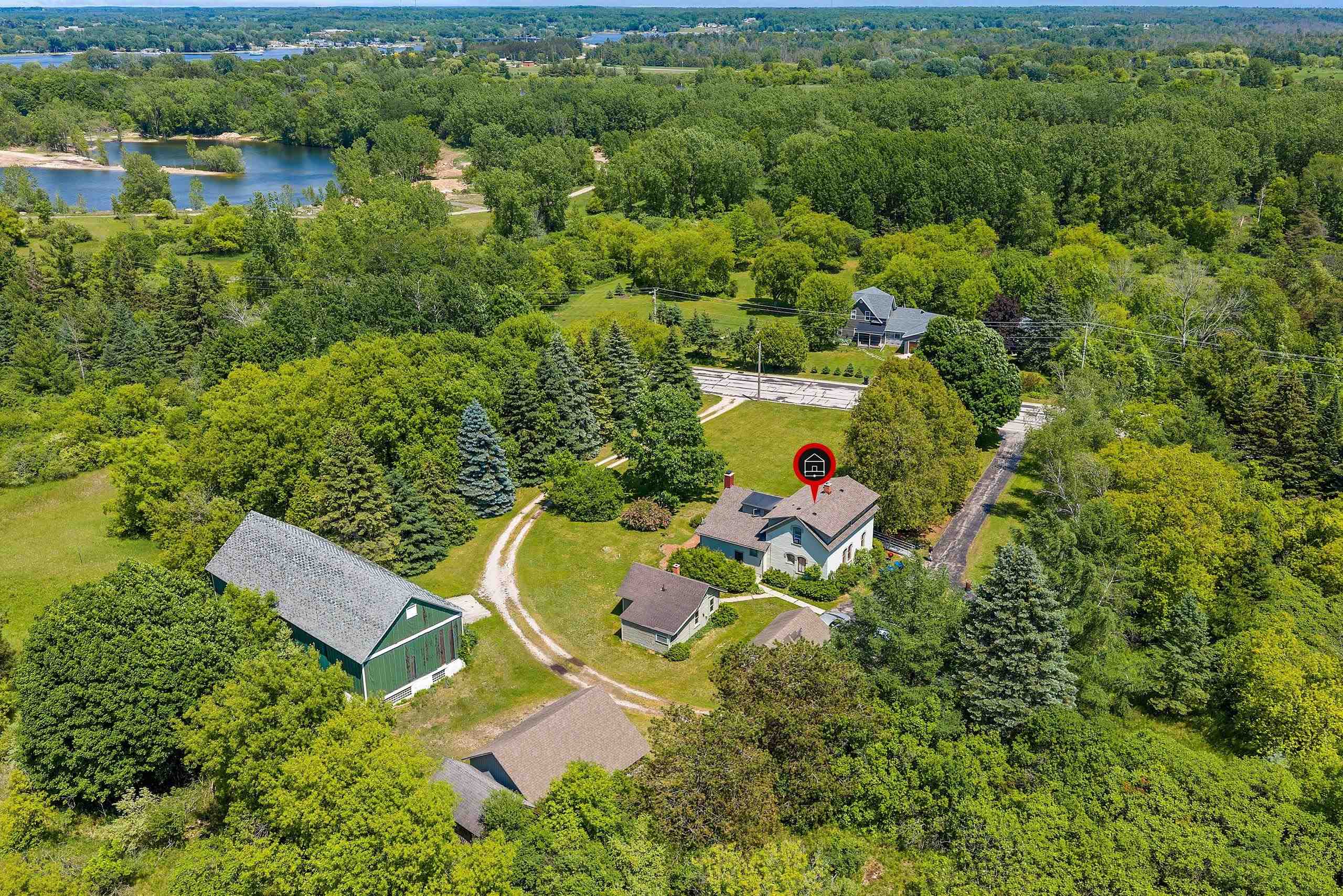 1317 Shiloh Road Sturgeon Bay, WI 54235 - Photo 16 of 27