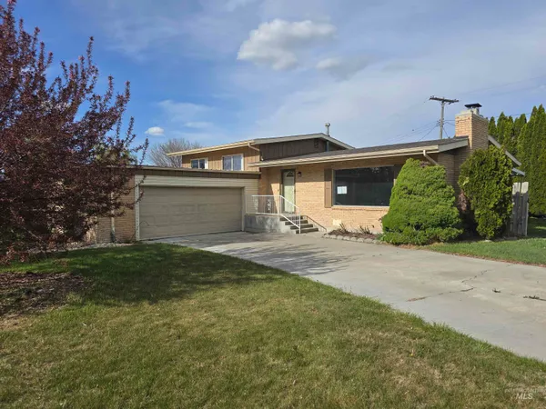 $340,000 | 2863 South Berkeley Drive, Burley, ID 83318