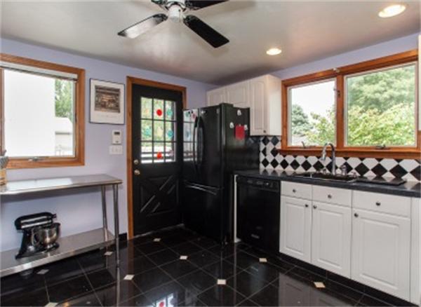 5 Pinefield Road Boston, MA 02136 - Photo 12 of 30 Gallery Image 12