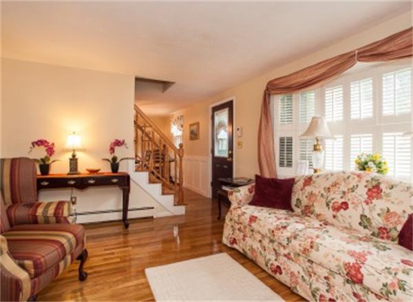 5 Pinefield Road Boston, MA 02136 - Photo 5 of 30 Gallery Image 5