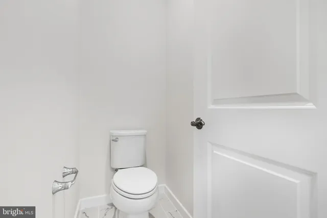 $4,000 | 1017 Venifena Terrace Southeast, Leesburg, VA 20175