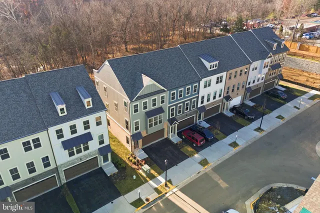 $4,000 | 1017 Venifena Terrace Southeast, Leesburg, VA 20175