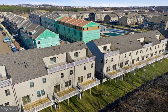 $4,000 | 1017 Venifena Terrace Southeast, Leesburg, VA 20175