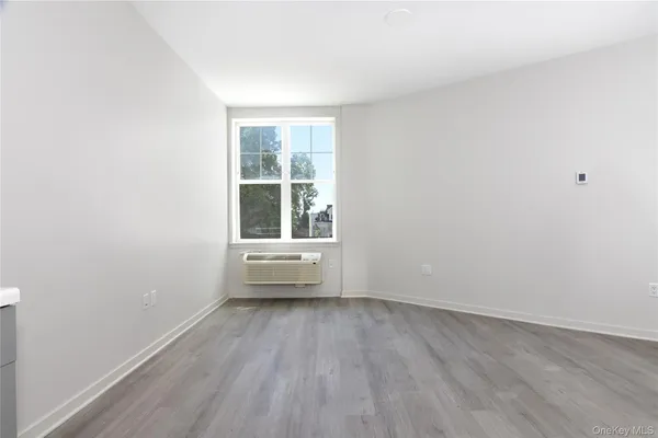 $1,995 | 56 Prospect Street, Unit 406, Yonkers, NY 10701