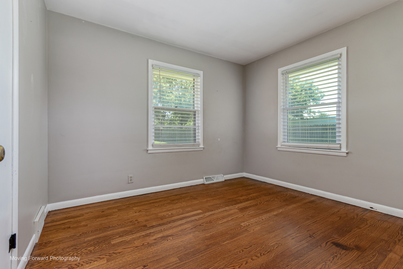 7S175 North Eola Road Aurora, IL 60502 - Photo 9 of 17