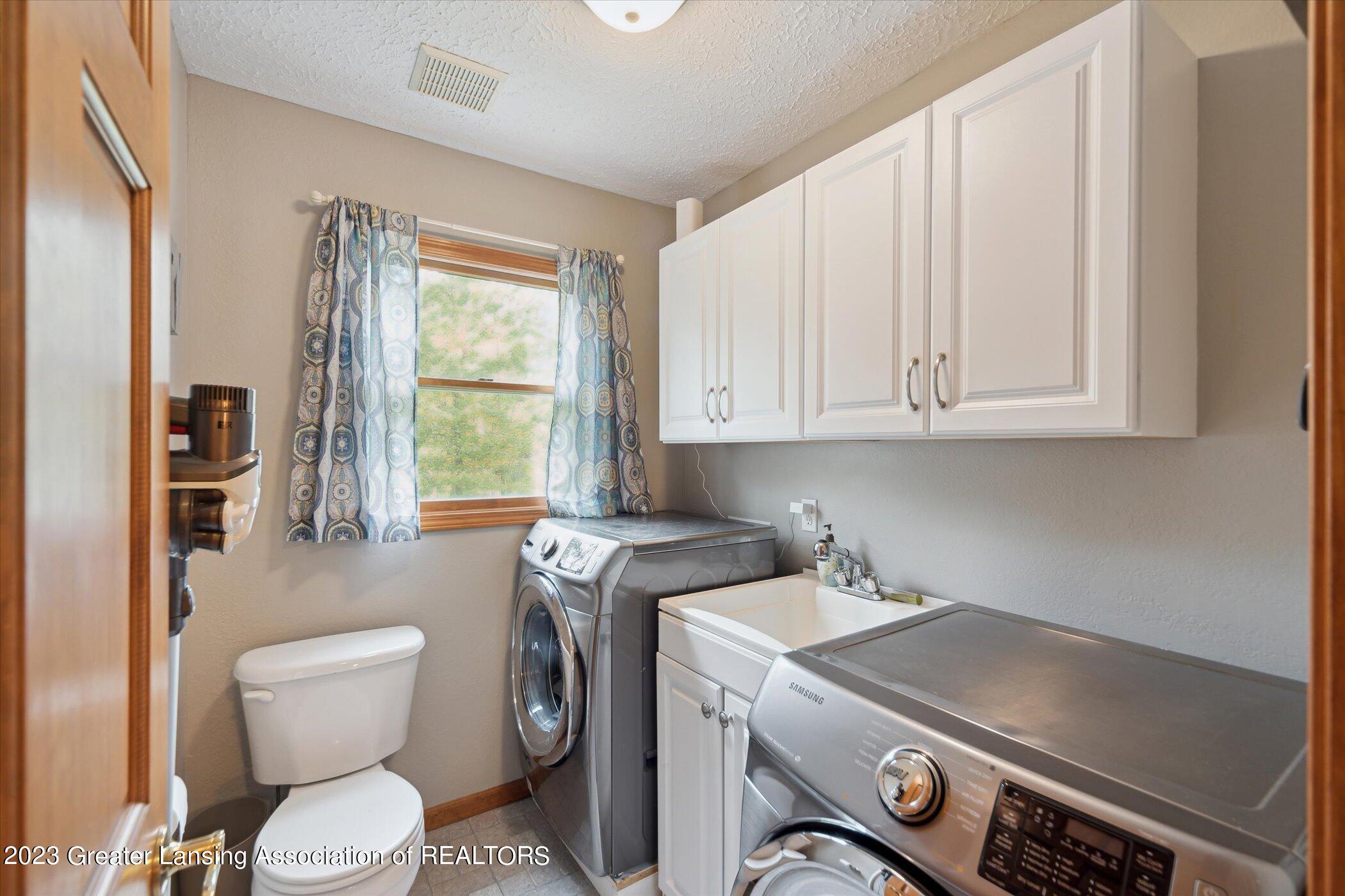 545 South Stine Road Charlotte, MI 48813 - Photo 31 of 48 34-545-S-Stine-Rd-Charlotte-MI-48813-Win