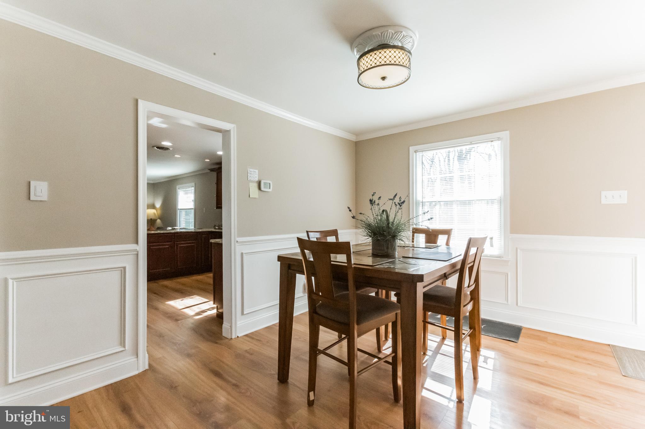 5570 Chelsea Road Aston, PA 19014 - Photo 14 of 42 Dining room