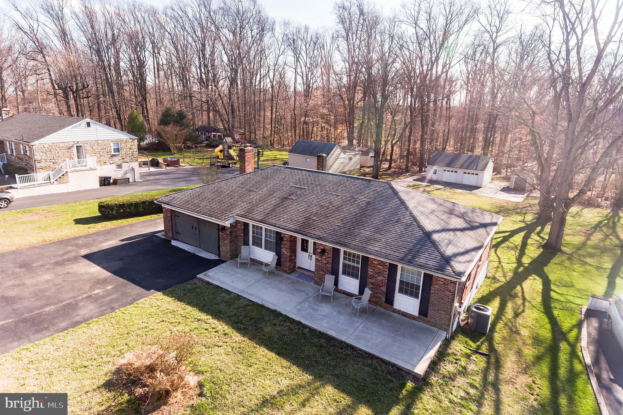5570 Chelsea Road Aston, PA 19014 - Photo 5 of 42 Arial shot of home and lot