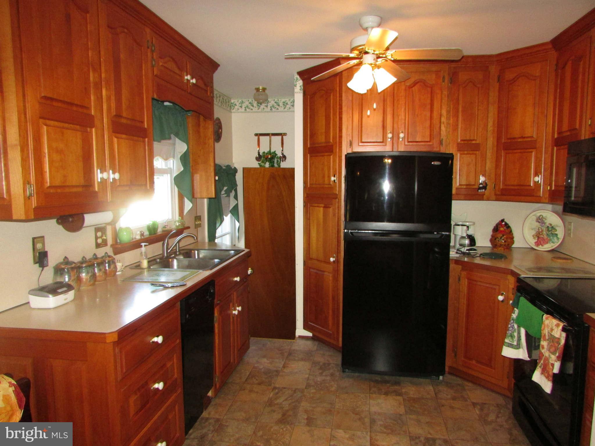 3652 Lander Road Jefferson, MD 21755 - Photo 13 of 26 Kitchen
