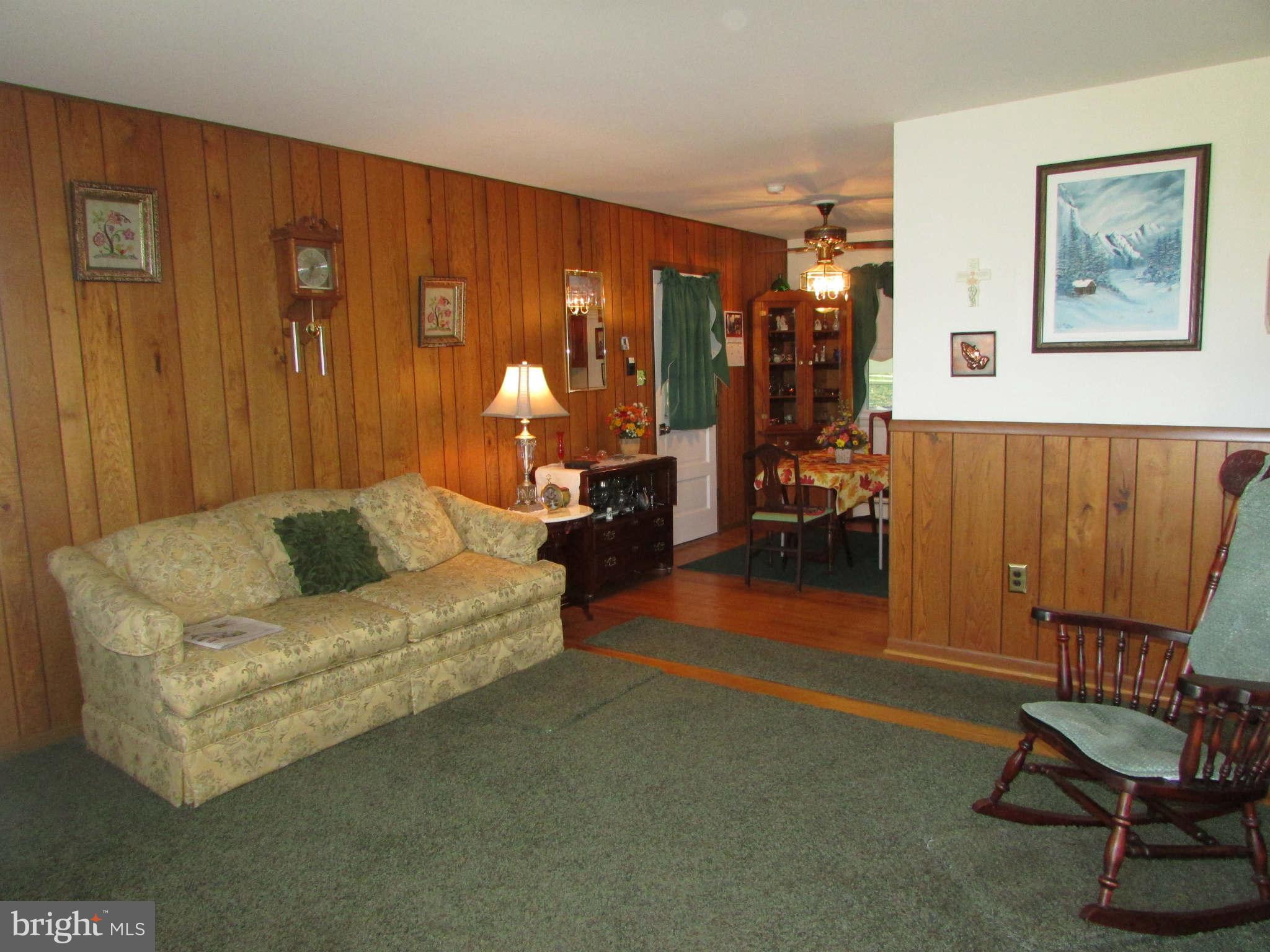 3652 Lander Road Jefferson, MD 21755 - Photo 21 of 26 Living Room
