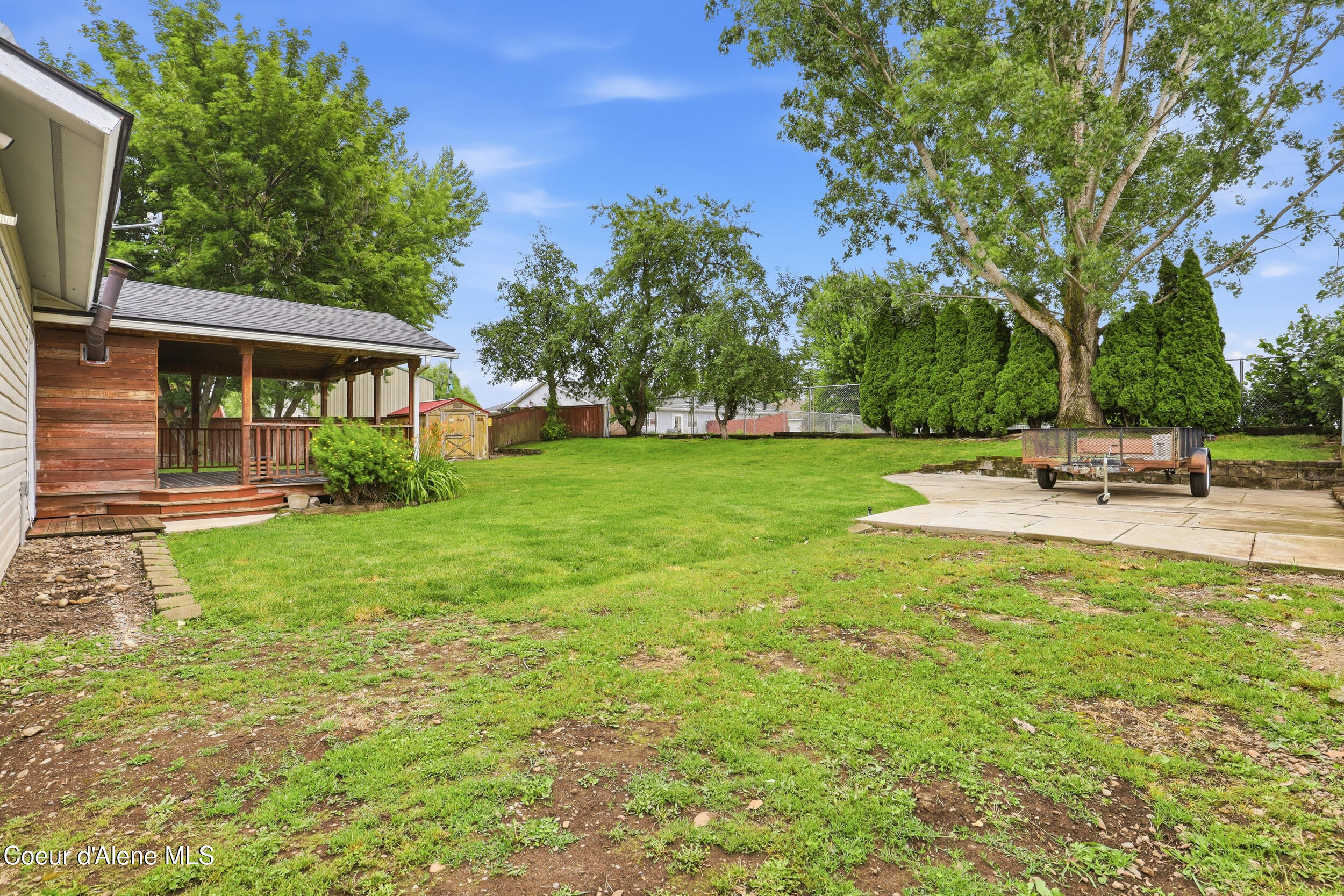 8208 Arizona Street Rathdrum, ID 83858 - Photo 36 of 39 Large Backyard