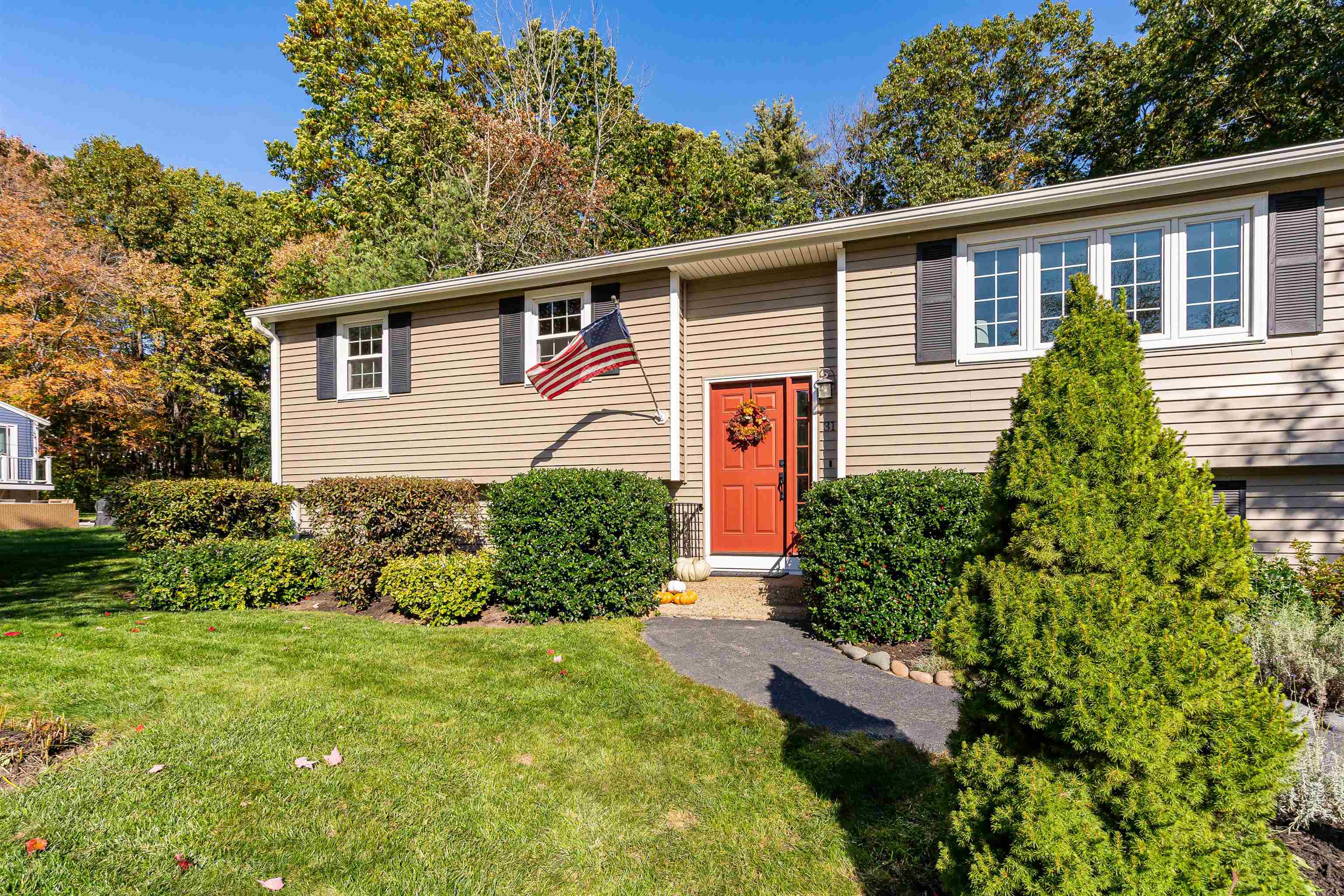 31 Gail Road Merrimack, NH 03054 - Photo 1 of 27
