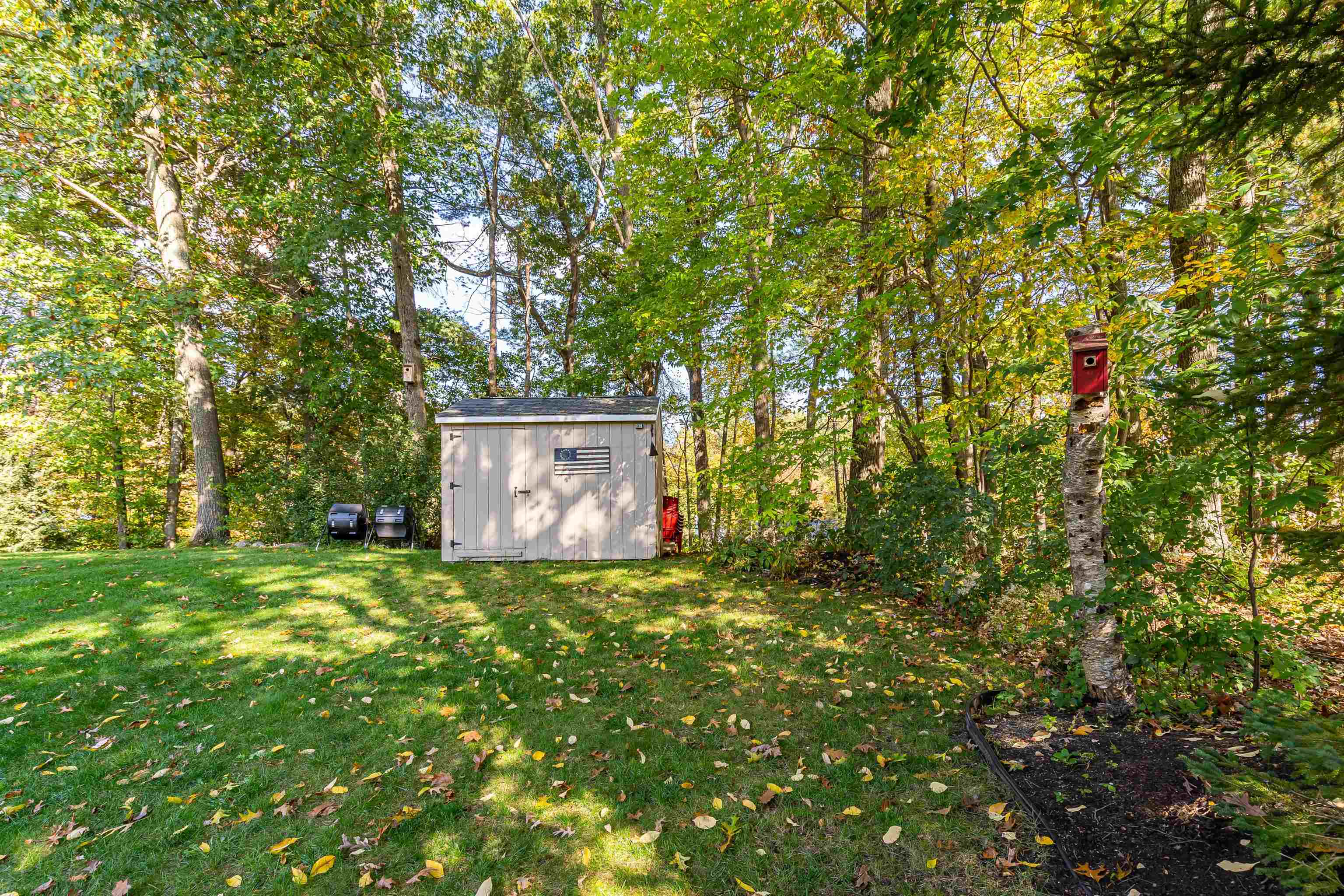 31 Gail Road Merrimack, NH 03054 - Photo 18 of 27