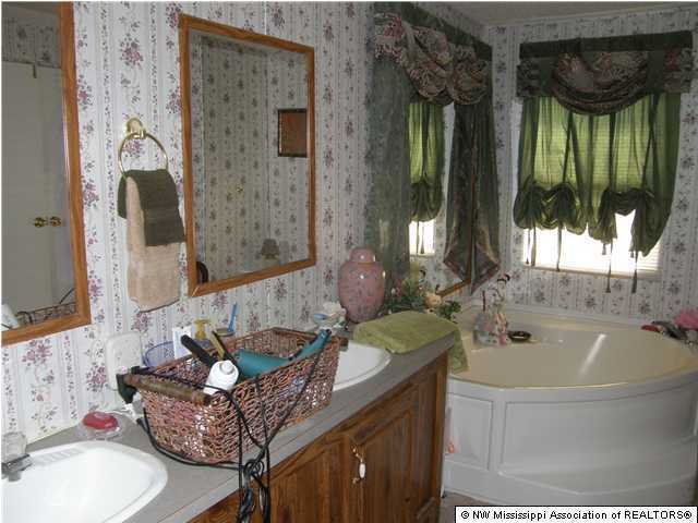 228 Banger Road Sarah, MS 38665 - Photo 7 of 15 Additional Photo