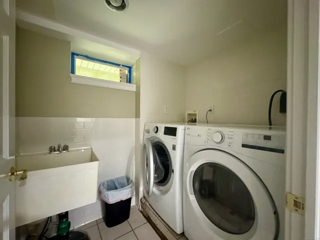 $4,600 | 317 Weeping Willow Lane, Fairfield, CT 06825