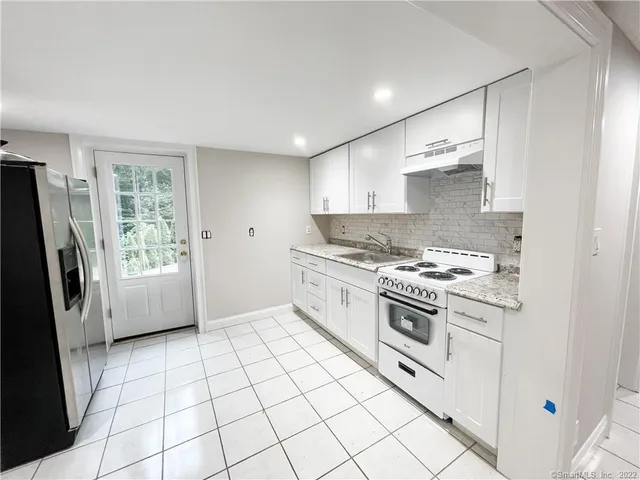 $4,600 | 317 Weeping Willow Lane, Fairfield, CT 06825