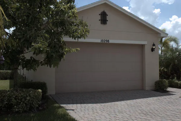 $3,500 | 10298 Southwest Silverberry Court, Port St. Lucie, FL 34987