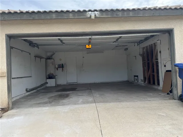 $2,600 | 1102 Clark Street, Riverside, CA 92501