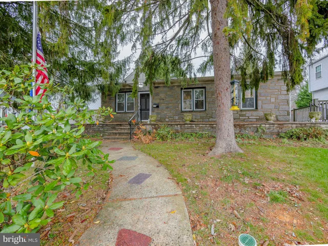 $334,900 | 328 Hillside Avenue, Brookhaven, PA 19015