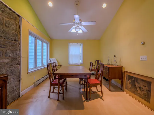 $334,900 | 328 Hillside Avenue, Brookhaven, PA 19015